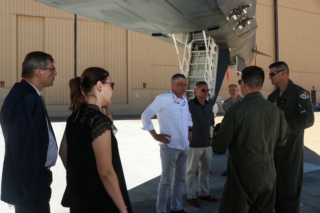 Czech Republic Delegation tour Dyess AFB