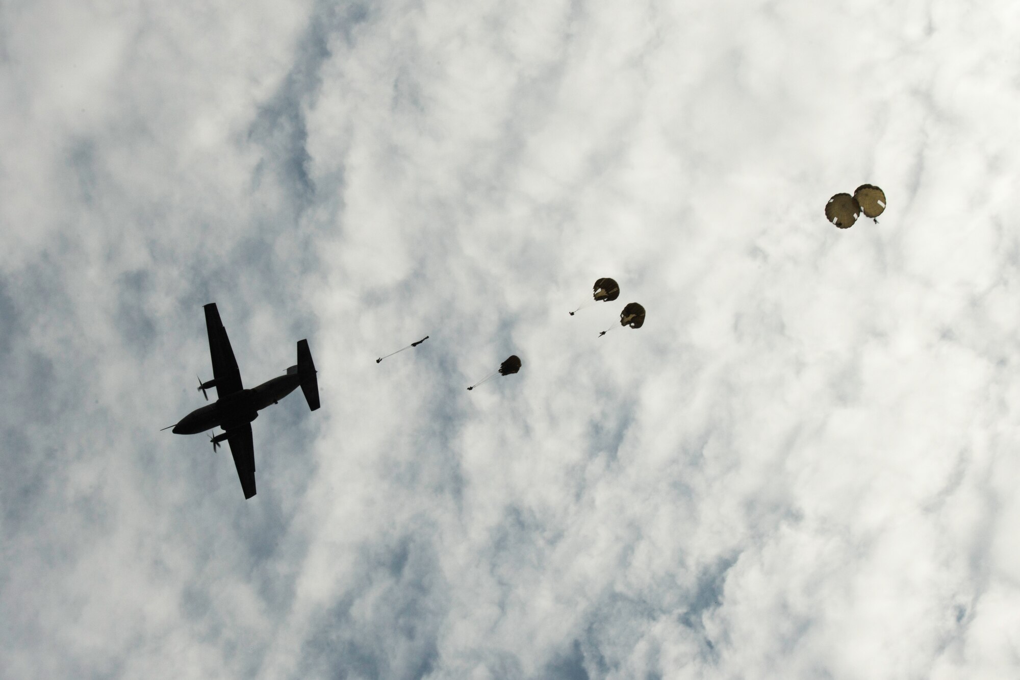 The 82nd Expeditionary Rescue Squadron performed free fall jumps alongside the French to commemorate the 75th Anniversary of D-Day. The U.S. and French forces perform these exercises together to increase partner capacity and strengthen interoperability. (U.S. Air Force photo by Staff Sgt. Devin Boyer)