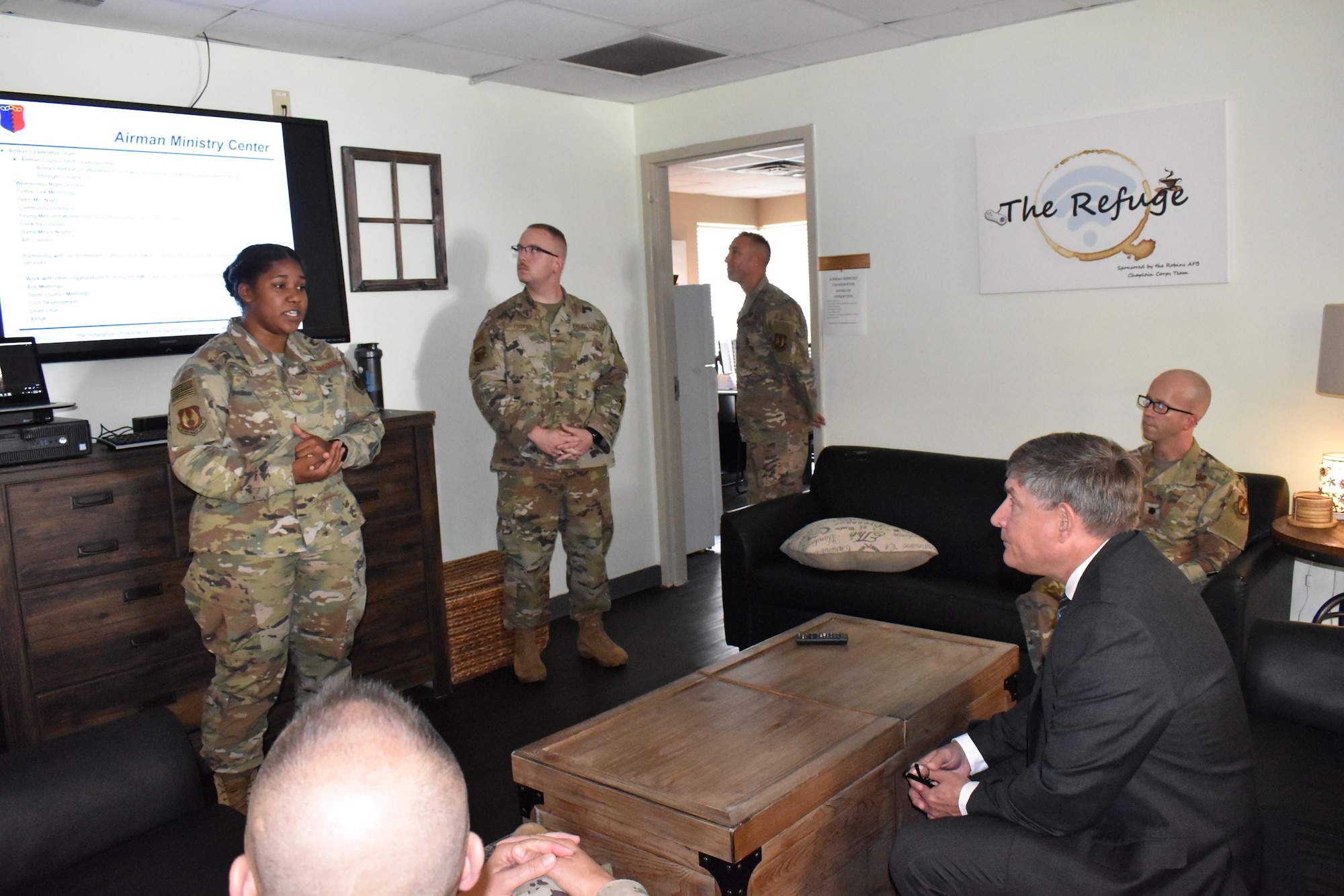 Under Secretary of Defense for Perseonnel and Readiness visits Robins