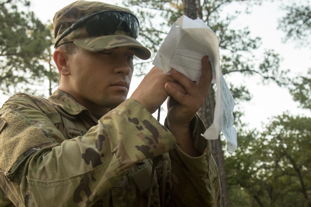 Soldiers qualify with M9s, M4s during 2019 Army Reserve Best Warrior Competition