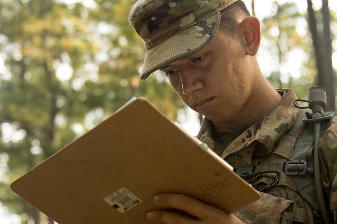 Soldiers qualify with M9s, M4s during 2019 Army Reserve Best Warrior Competition