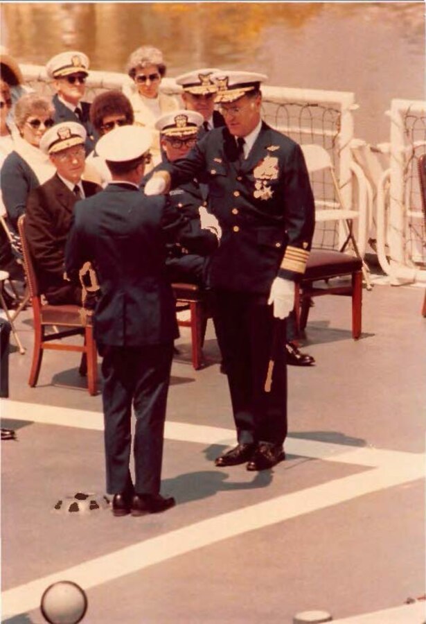 1978 COMMANDANT CHANGE OF COMMAND ADM HAYES