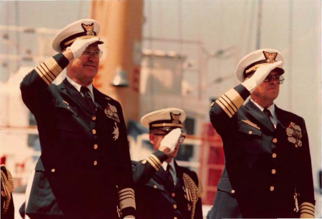 1978 COMMANDANT CHANGE OF COMMAND ADM HAYES