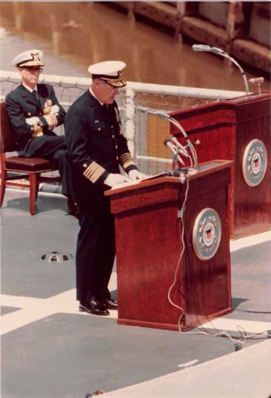 1978 COMMANDANT CHANGE OF COMMAND ADM HAYES