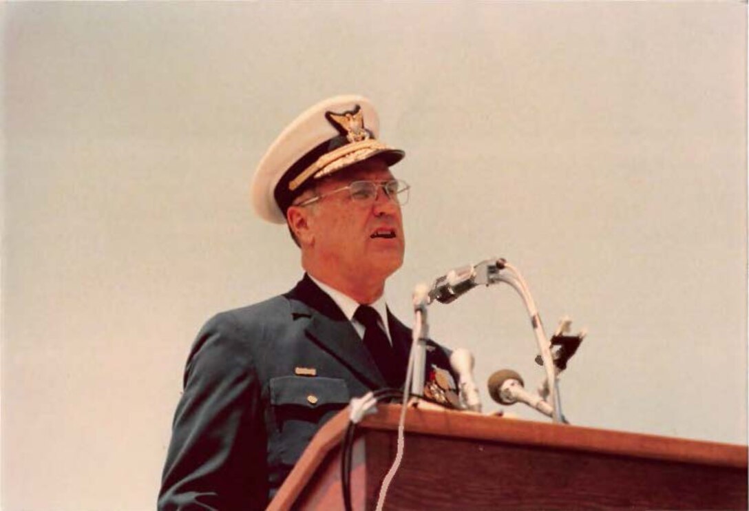 1978 COMMANDANT CHANGE OF COMMAND ADM HAYES