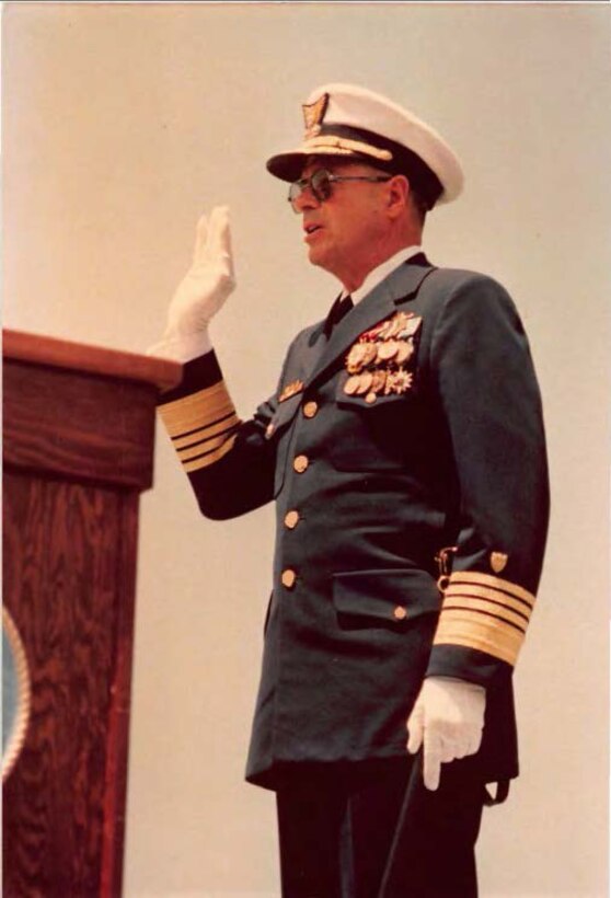 1978 COMMANDANT CHANGE OF COMMAND ADM HAYES