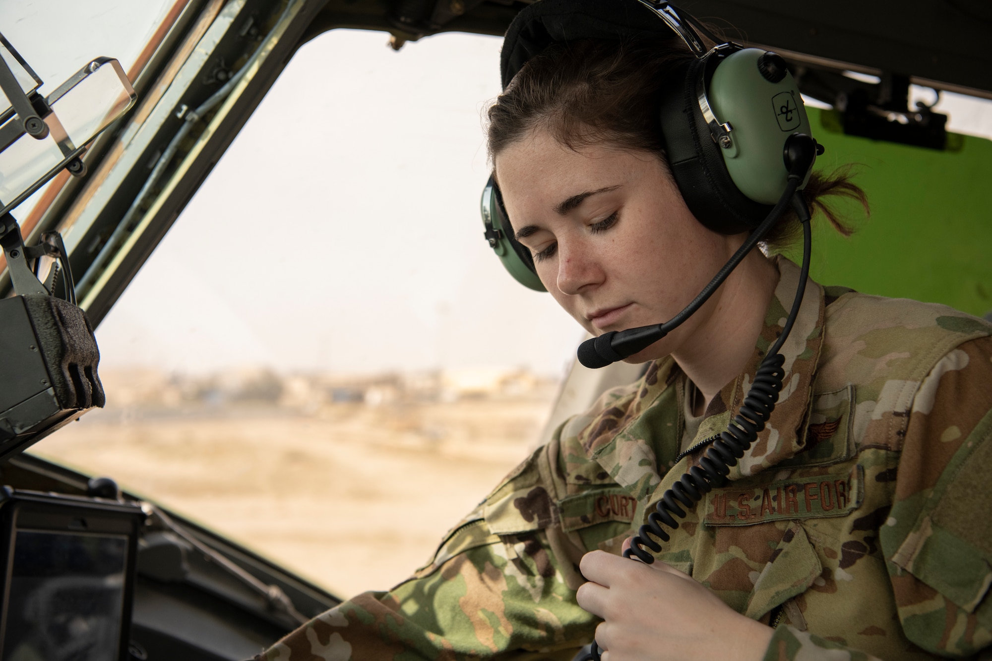 C-17 Airlift of Dozer