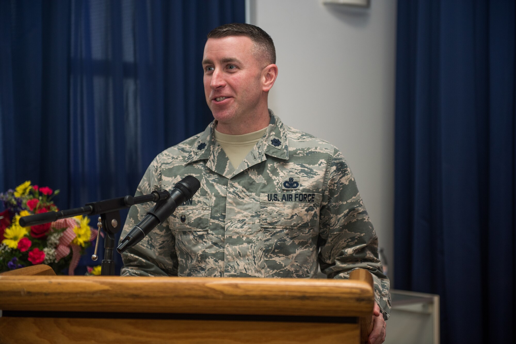 Lt. Col. Ryan Robin assumes command of the 512th Mission Support Group during a ceremony officiated by Col. Craig Peters, 512th Airlift Wing commander, at Dover Air Force Base, Delaware, March 2, 2019. Robins is responsible for a 650-person organization, which supports Air Mobility Command’s worldwide airlift mission. (U.S. Air Force photo by Staff Sgt. Damien Taylor)
