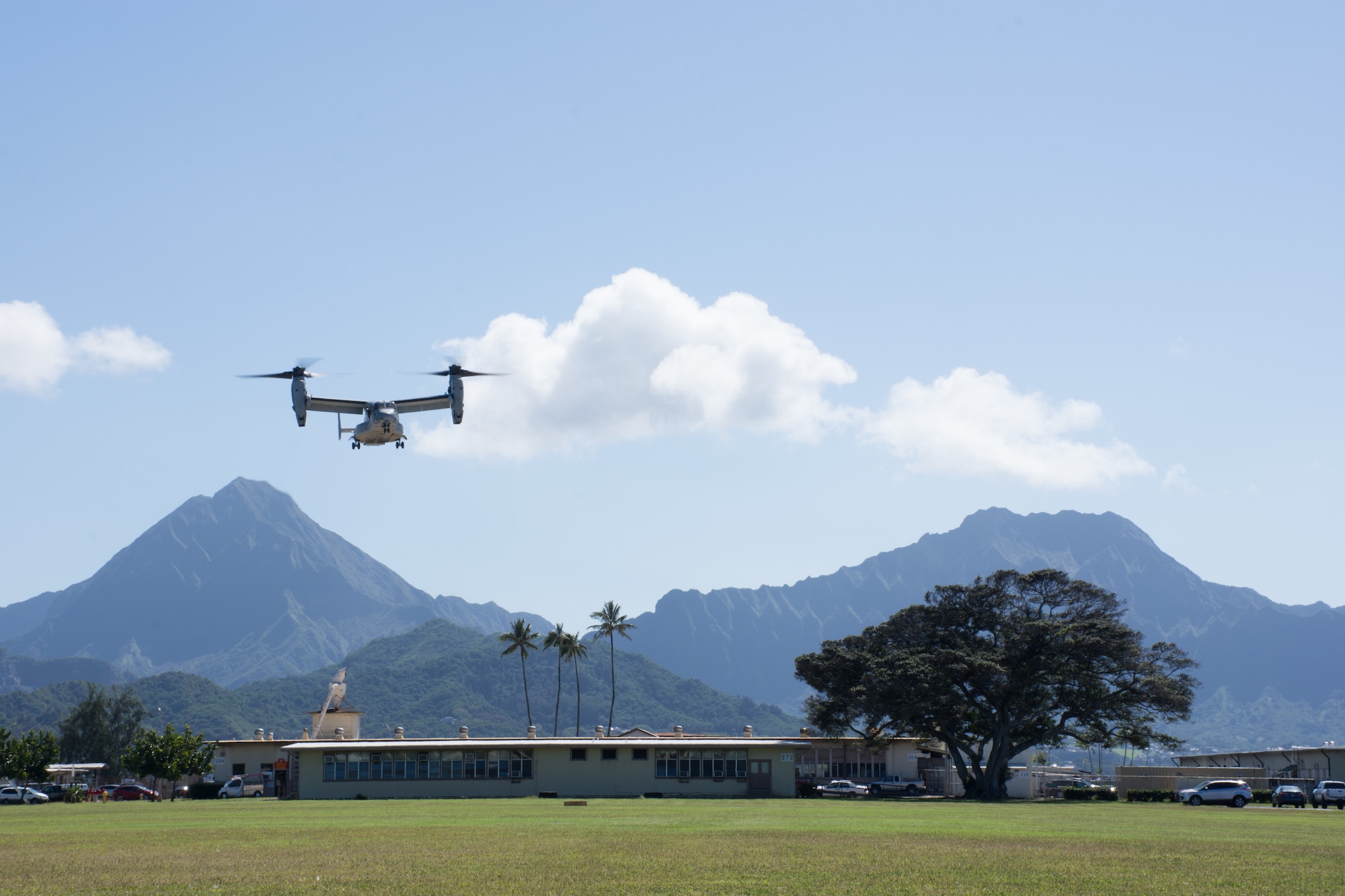 Reserve Citizen Airmen, Marines conduct CSAR training in Hawaii