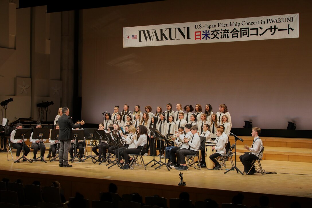 9th annual US-Japan Friendship Concert held in Iwakuni City
