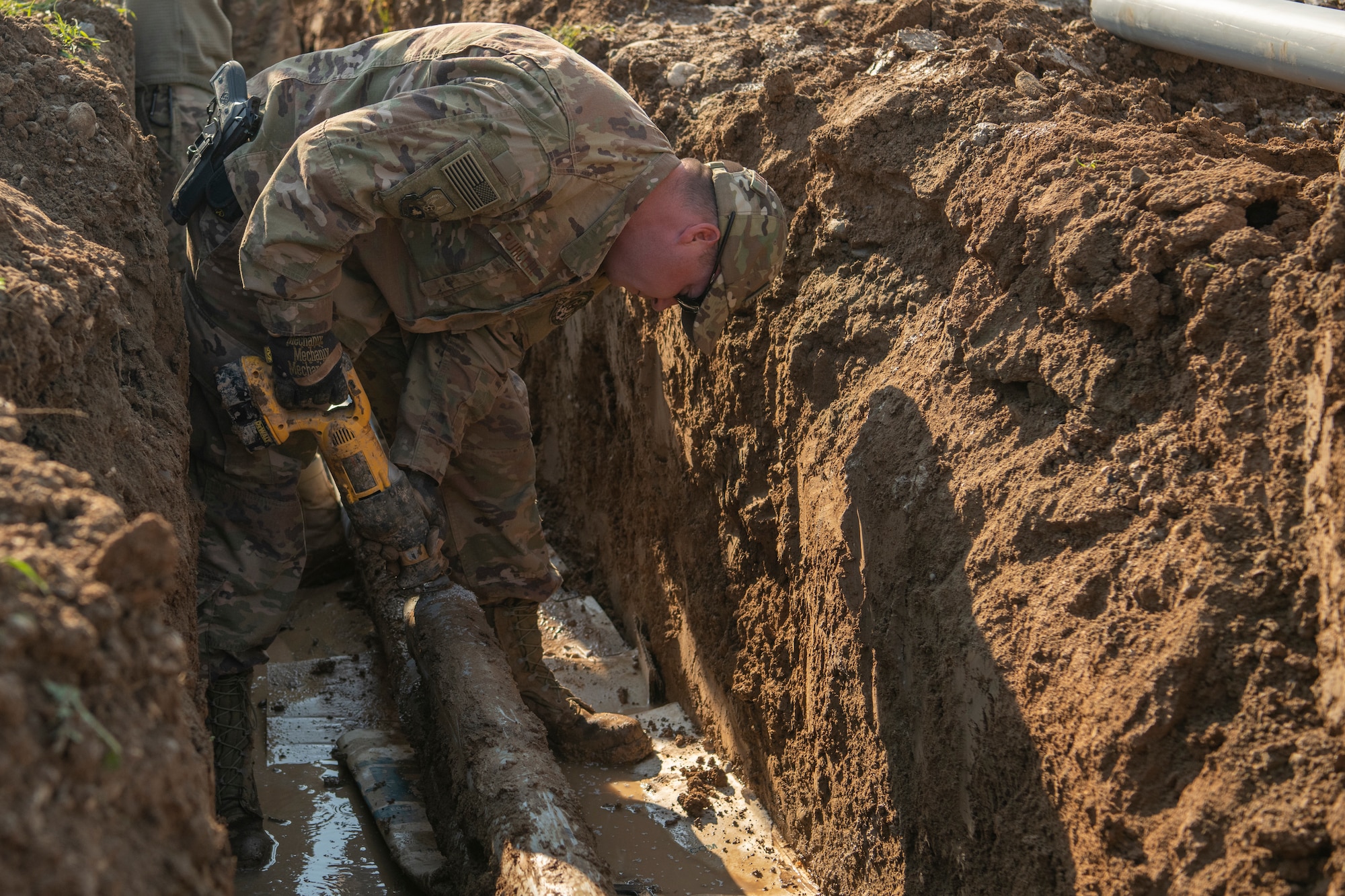 387 AES JET/IA Airmen Provide Contracting, E&I Support in Iraq