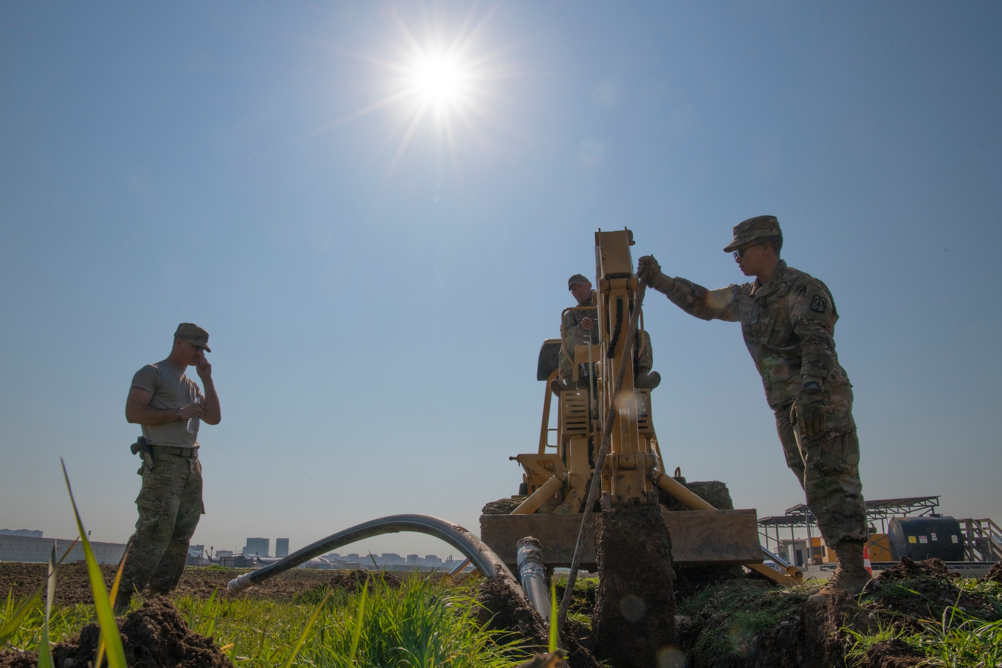387 AES JET/IA Airmen Provide Contracting, E&I Support in Iraq