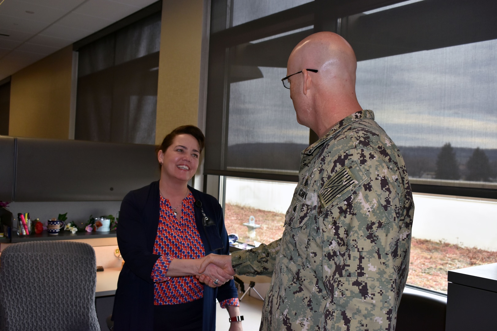 Distribution’s Dawa presented commander’s coin