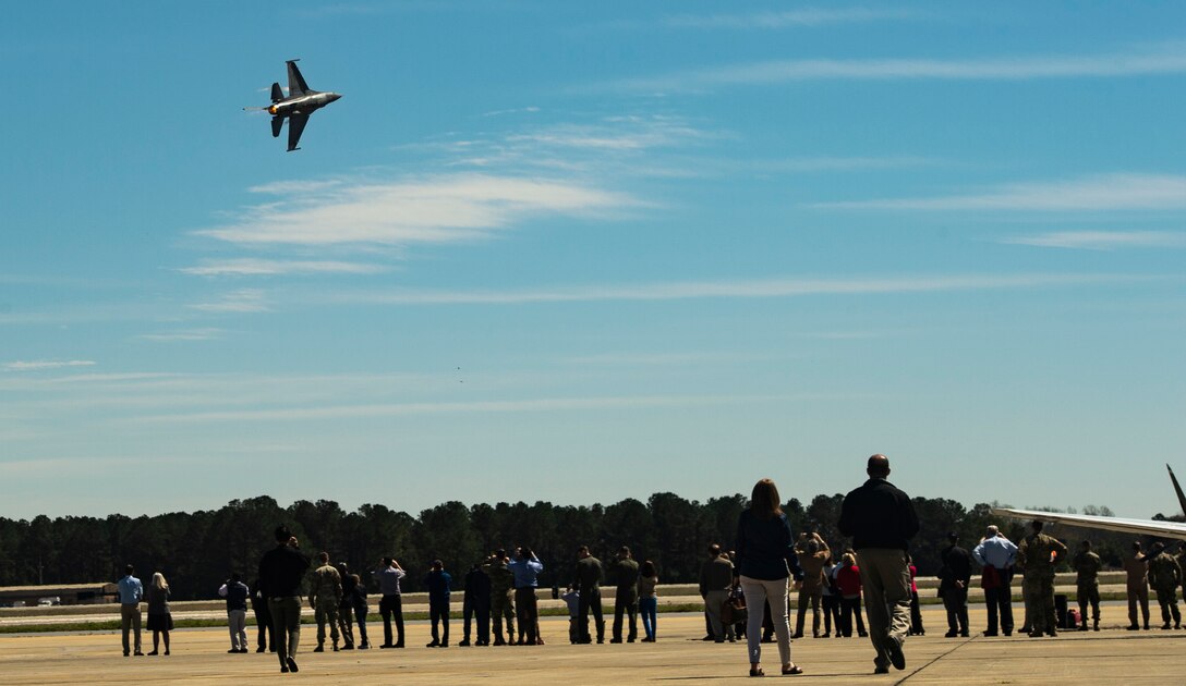 Operation Palmetto Employment participants view an Air Combat Command F-16 Viper Demonstration Team performance at Shaw Air Force Base, S.C., March 12, 2019.