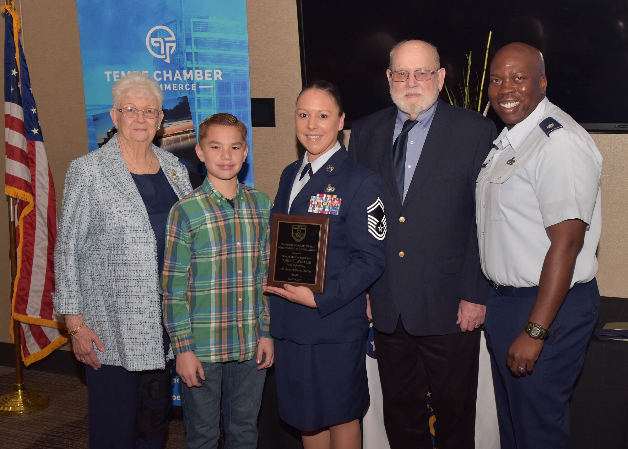 LRS Superintendent receives Graydon Williams Award