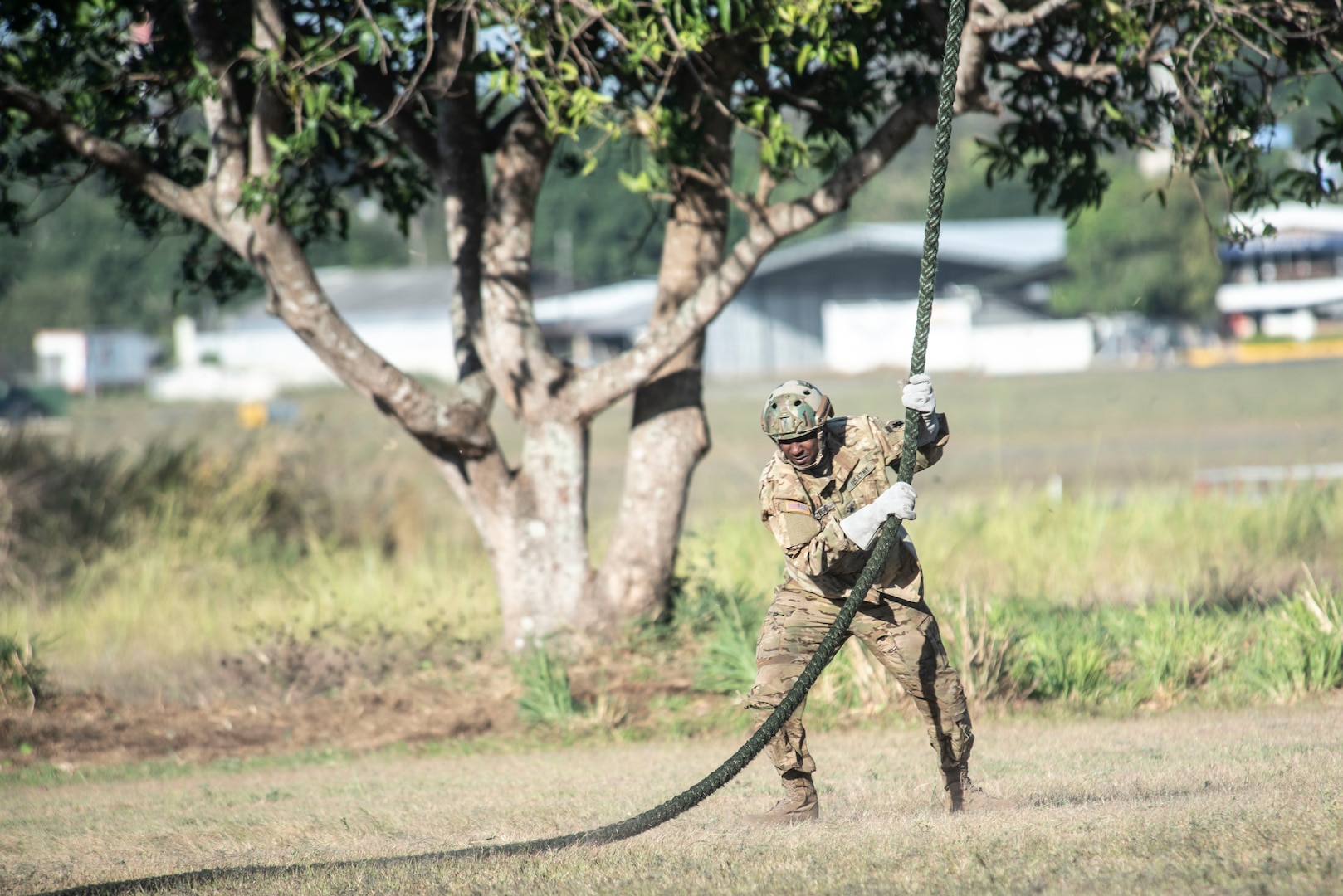 Commanders host military service members for practice, special