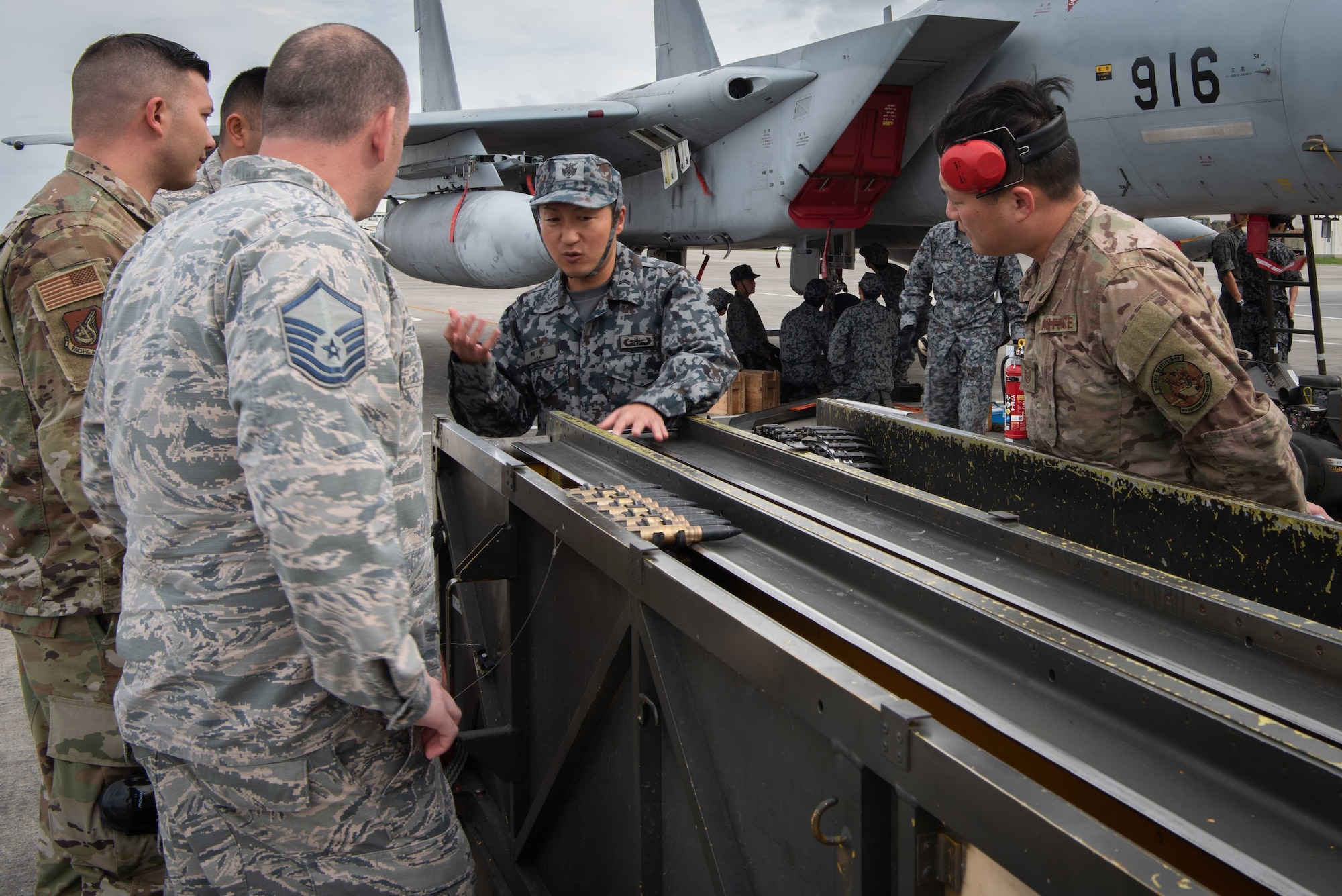 JASDF and USAF host bilateral weapons load training