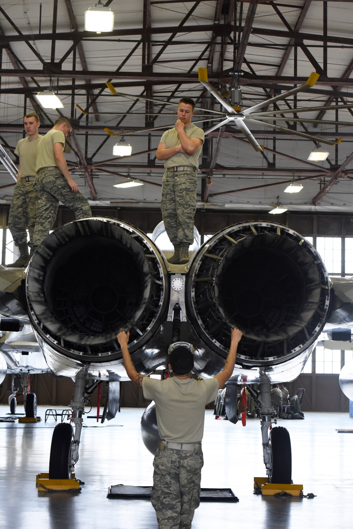 F-15 crew chief training