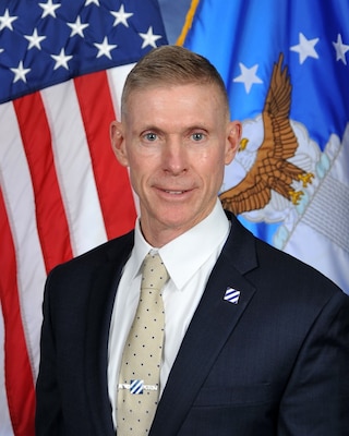 Robert J. Taylor, Jr.
USSTRATCOM Deputy Director, Plans and Policy
Official Photo