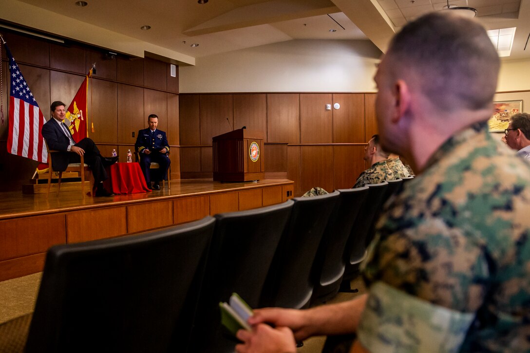 U.S. Securities and Exchange Commission Chairman Visits MARFORRES