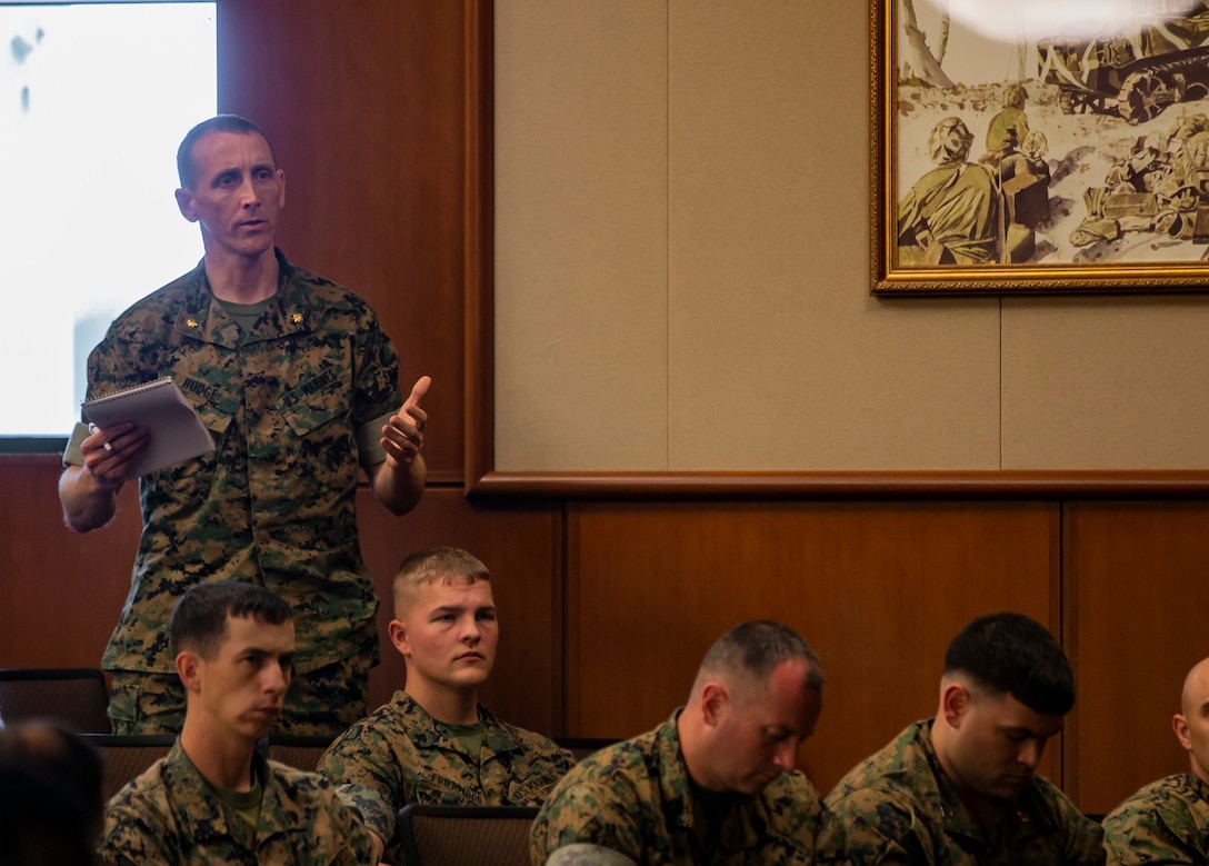 U.S. Securities and Exchange Commission Chairman Visits MARFORRES