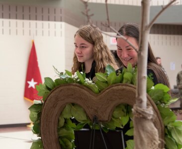 Memorial service for fallen Soldiers