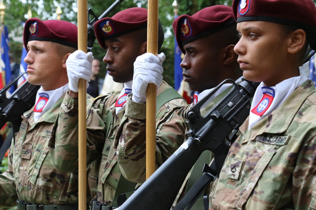 Members of the 82nd Airborne Division