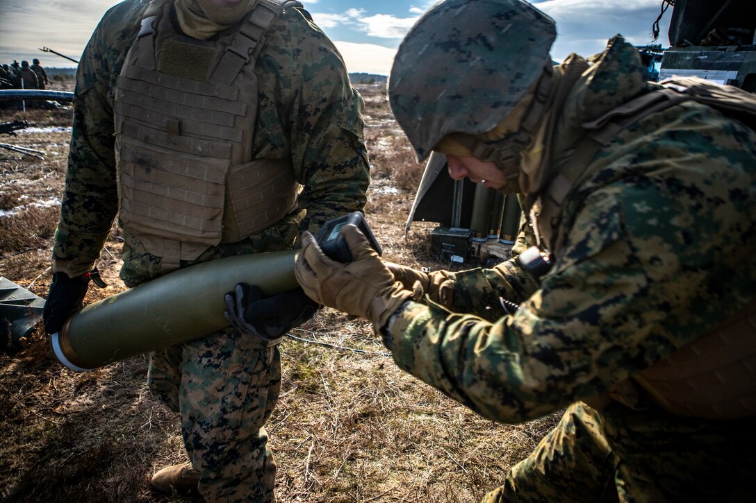 3rd Battalion, 14th Marines Fire M777 Howitzers During Exercise Dynamic Front 19