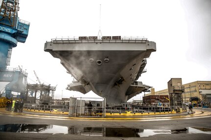 USS George H.W. Bush (CVN 77) arrived at Norfolk Naval Shipyard (NNSY) Feb. 21 for a 28-month Drydocking Planned Incremental Availability (DPIA).