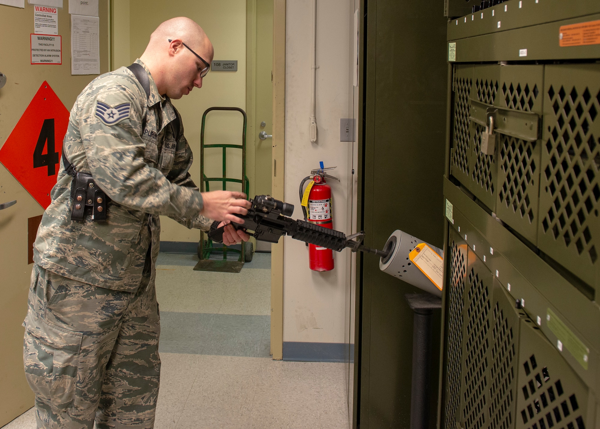 (U.S. Air Force photo by Senior Airman Greg Erwin)
