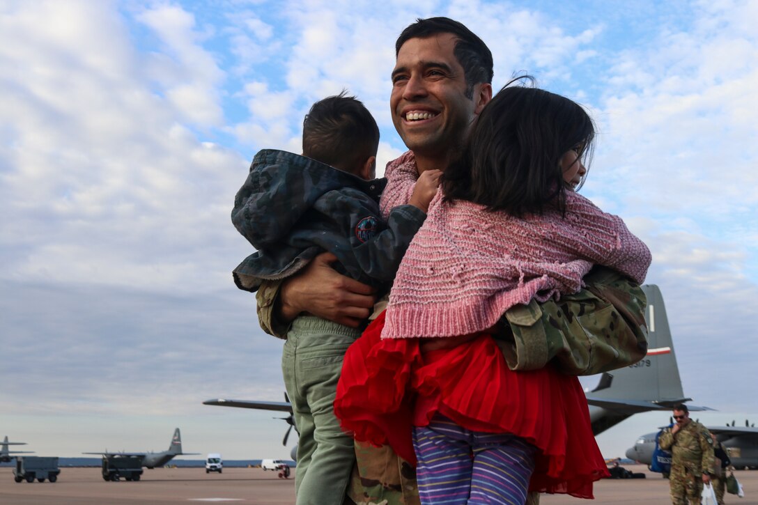 39th, 40th AS Airmen return from deployment