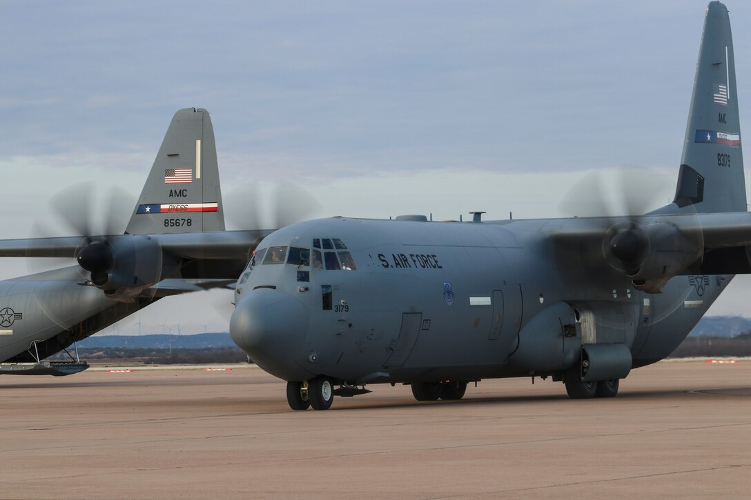 39th, 40th AS Airmen return from deployment