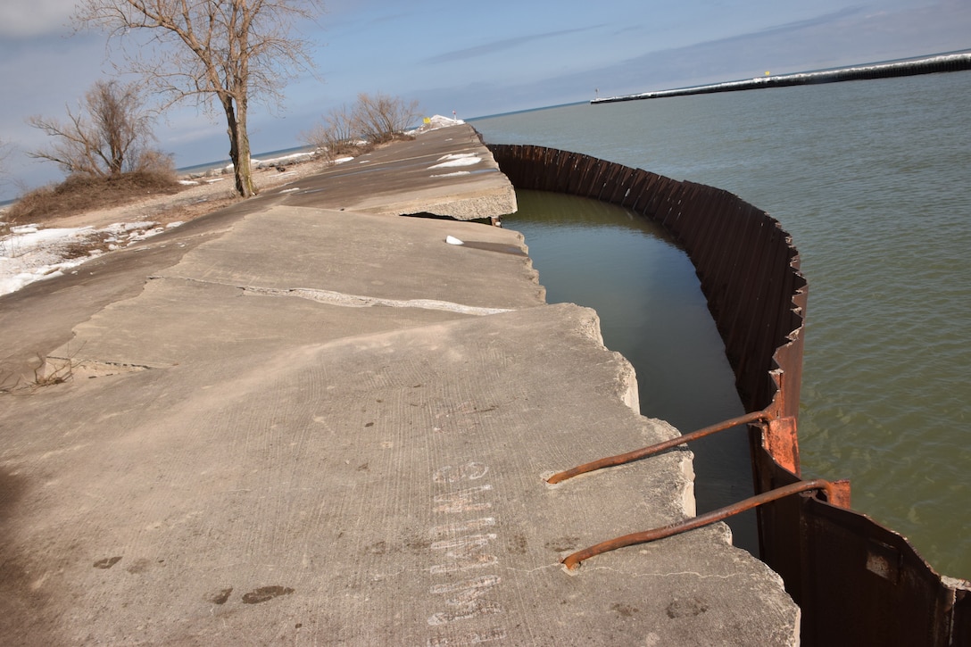 A team of U.S. Army Corps of Engineers Buffalo District leadership, including Buffalo District Commander Lieutenant Colonel Jason Toth, made a trek out to the Village of Fair Haven to meet with local officials and stakeholders to get a first-hand look at the failing steel sheet-pile on the Fair Haven west pier, Fair Haven, NY, March 19, 2019.