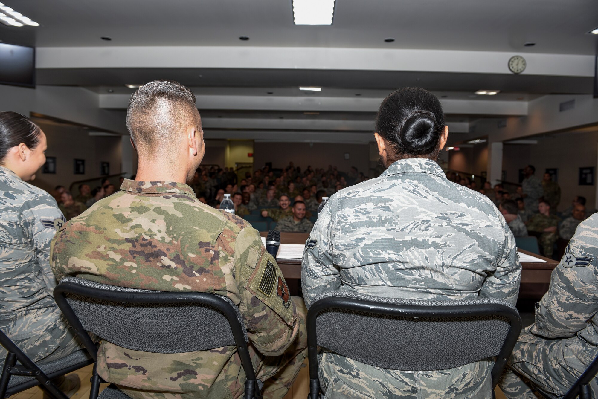 Sheppard Airmen talk to NCOs during the first crosstalk panel