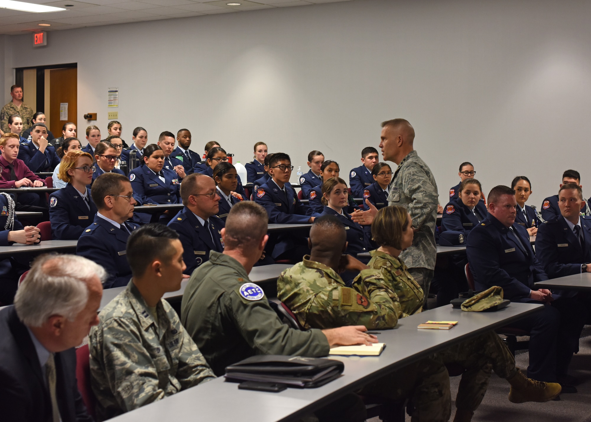 U.S. Air Force Lt. Gen. Steve Kwast, commander of Air Education and Training Command, addresses Junior Air Force ROTC and ROTC students during his visit of Angelo State University in San Angelo, Texas, March 20, 2019. Kwast spoke with the students about the importance of bringing in new points of view to innovate and defend against future threats. (U.S. Air Force photo by Airman 1st Class Zachary Chapman/Released)