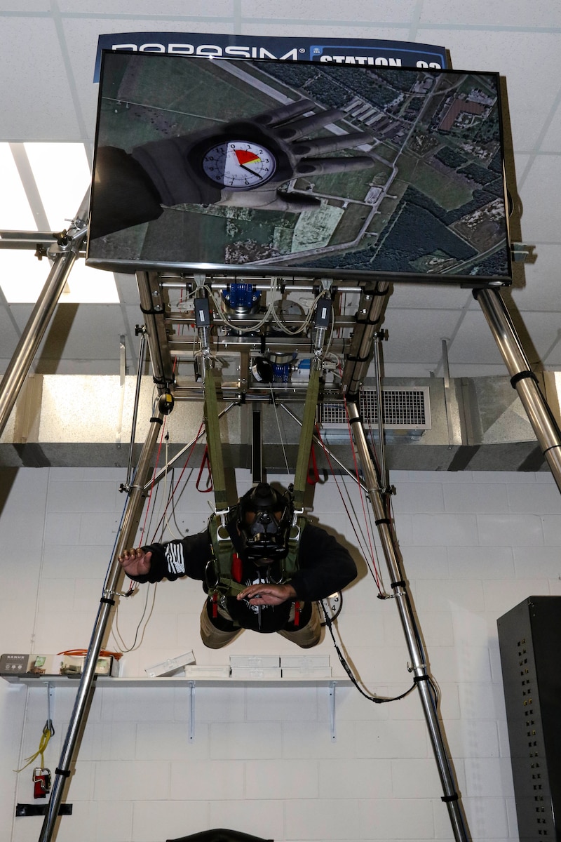 new-virtual-jump-simulator-improves-paratrooper-readiness-at-macdill-macdill-air-force-base