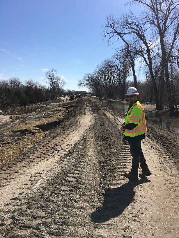 USACE works on Union Dike restoration after March 2019 runoff event Mar. 22, 2019. (Photo by Capt. Ryan Hignight)