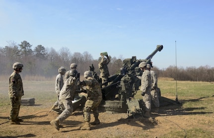 Artillery training at Fort Indiantown Gap [Image 1 of 3]
