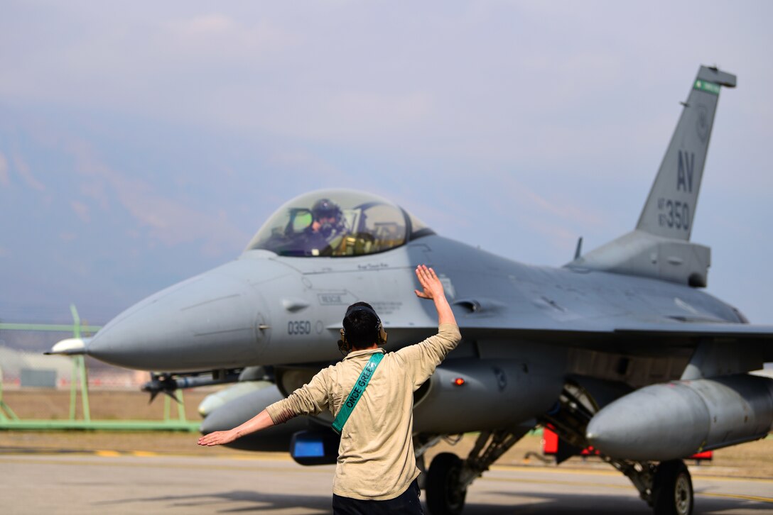 A 555th Fighter Squadron F-16 Fighting Falcon prepares to take off in support of Exercise African Lion at Aviano Air Base, Italy, March 14, 2019. The annual exercise provides training for U.S. and Moroccan forces and further develops tactics, techniques and procedures of all participating nations. (U.S. photo by Senior Airman Kevin Sommer Giron)