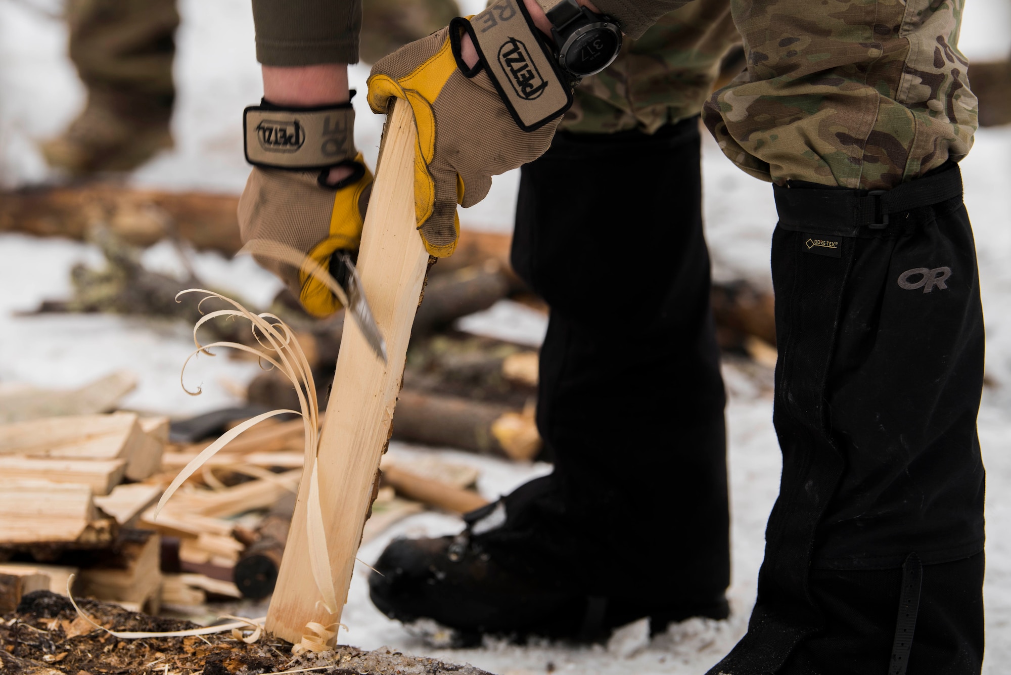 The five-day course teaches the basic survival skills such as preparing fire wood, building a fire with minimal tools and resources, catching food and signaling methods.