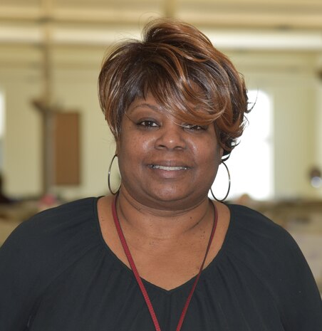 LaShonda Smith, Center Contracting Pre-Award Division team lead, took one of two Contracting Professional of the Year awards in the 2018 Secretary of the Army Awards for Excellence in Contracting.