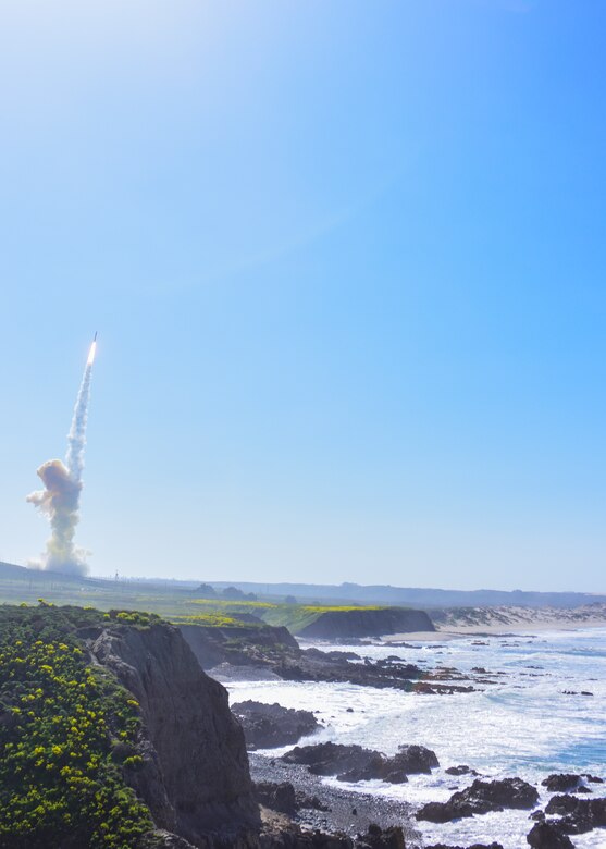 A test of the nation's Ground-based Midcourse Defense system,
was conducted from North Vandenberg Monday, March 25 at 10:32 a.m. PDT by 30th Space Wing officials,
the U.S. Missile Defense Agency, and U.S. Northern Command.
