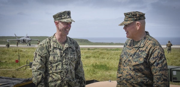 Top Navy and Marine Corps Leadership Visit Exercise Pacific Blitz 2019