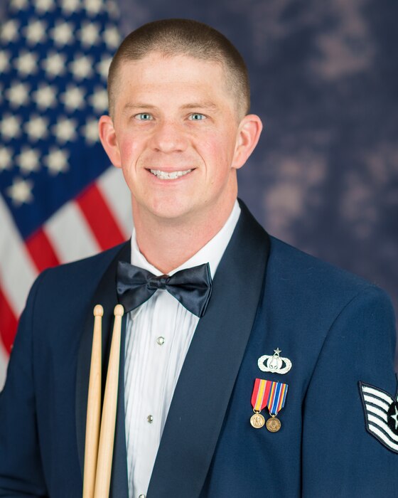 Official photo of TSgt Daniel Dowling