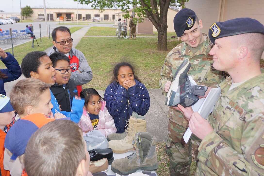 78 SFS hosts Middle Georgia Cub and Boy Scouts