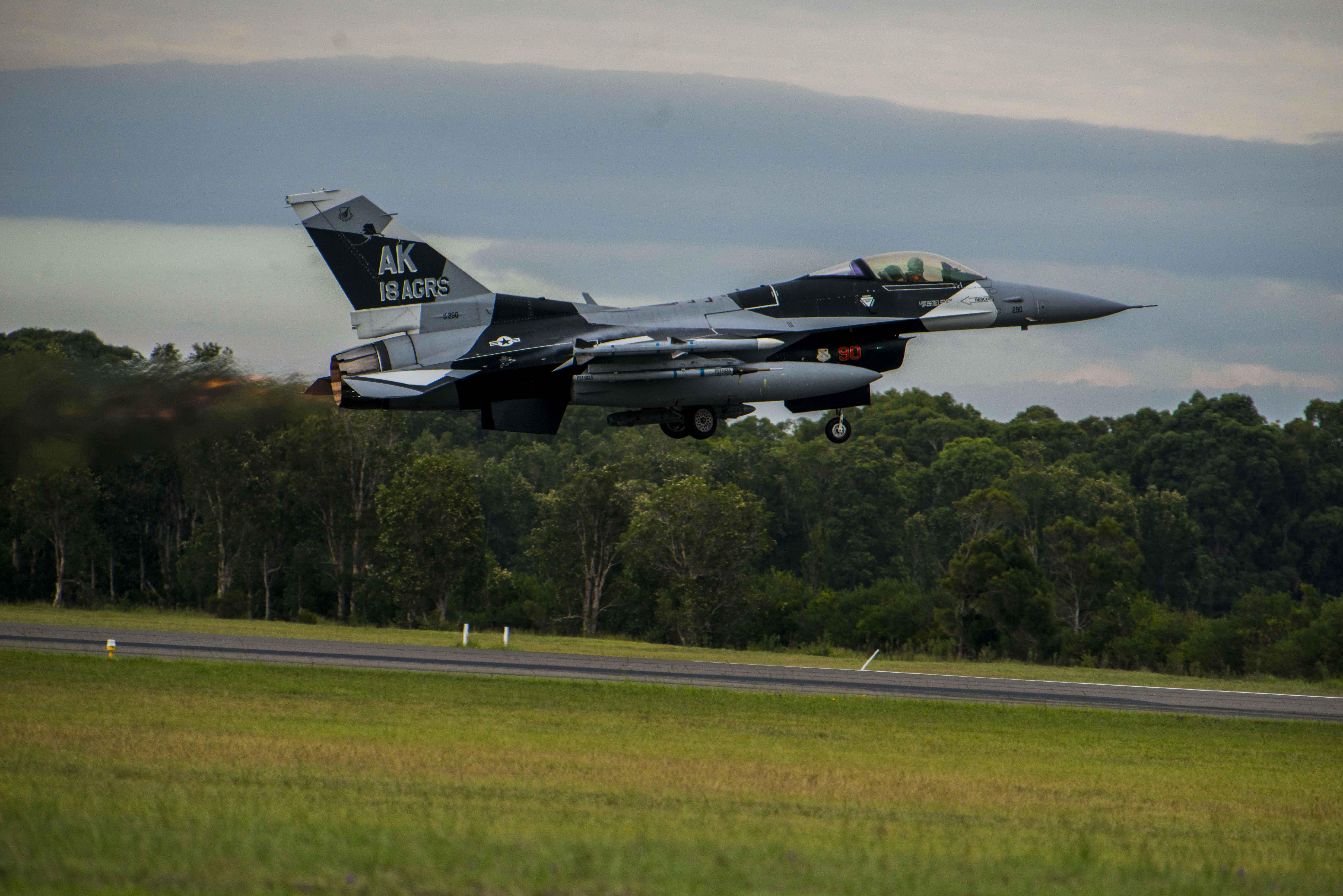 U S Air Force Lt Col Jason Monaco The 18th Aggressor Squadron Agrs Commander Based Out Of Eielson Air For Royal Australian Air Force Fighter Fighter Jets