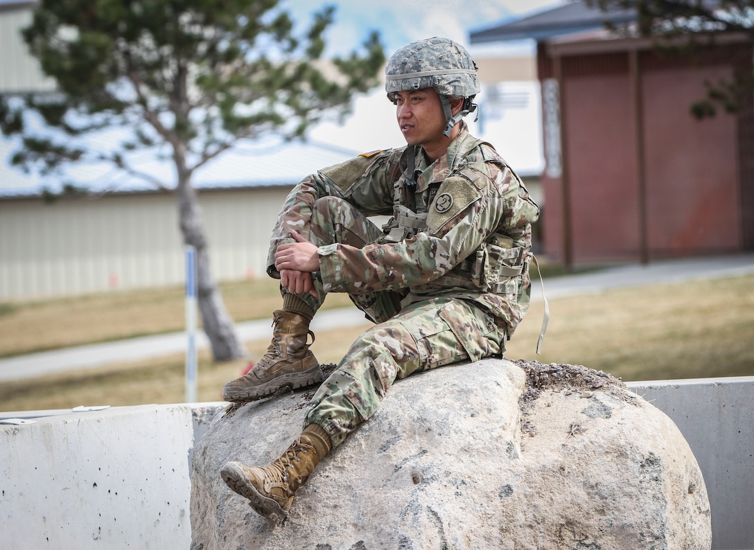 Army Reserve Soldiers put warrior skills to the test in joint command competition