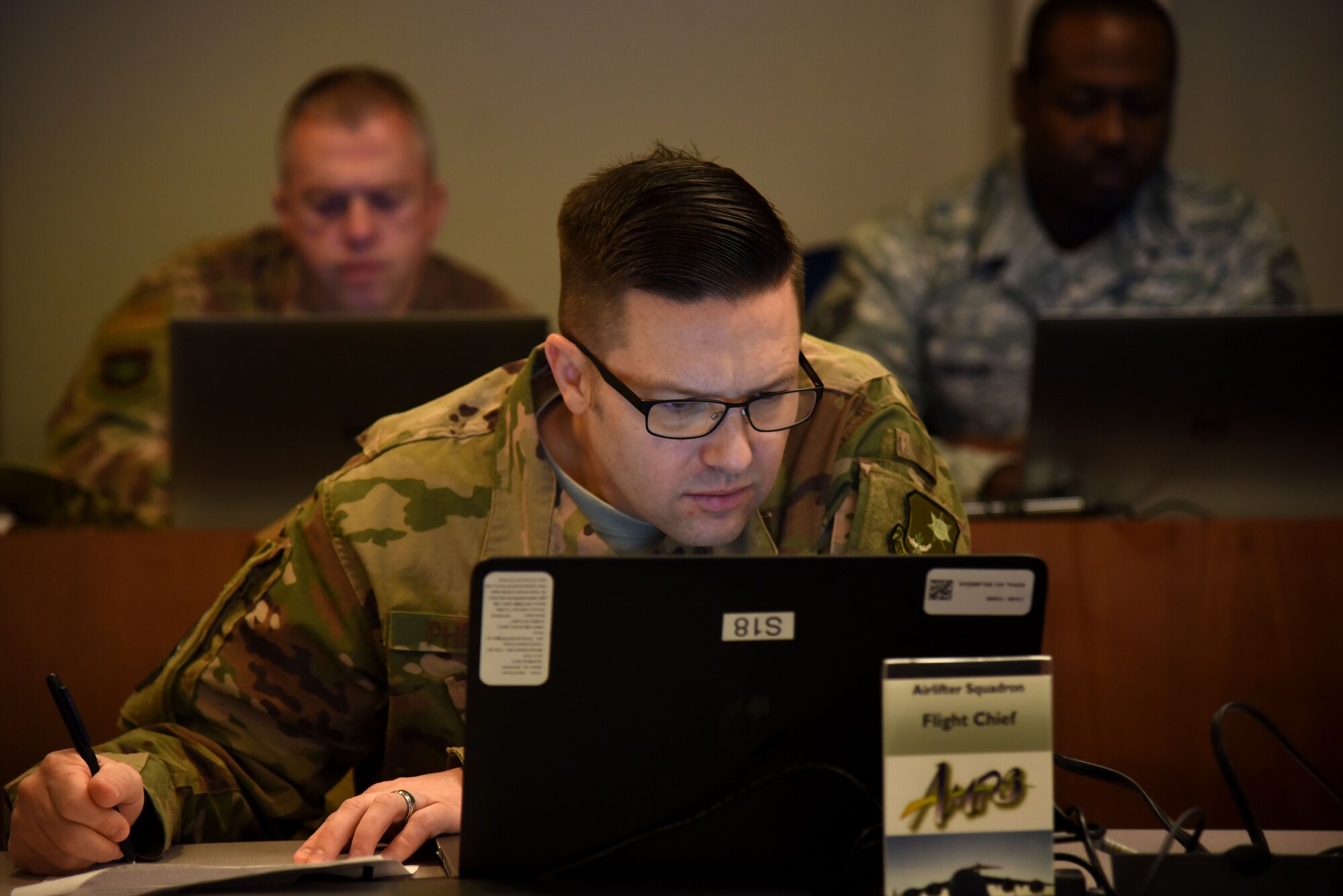 Students simulate real-world flight line management
