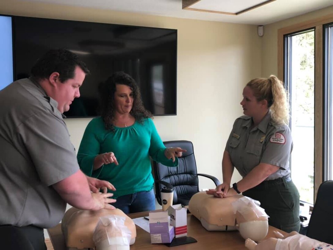 Burnsville Lake Hosts First Aid and CPR Training