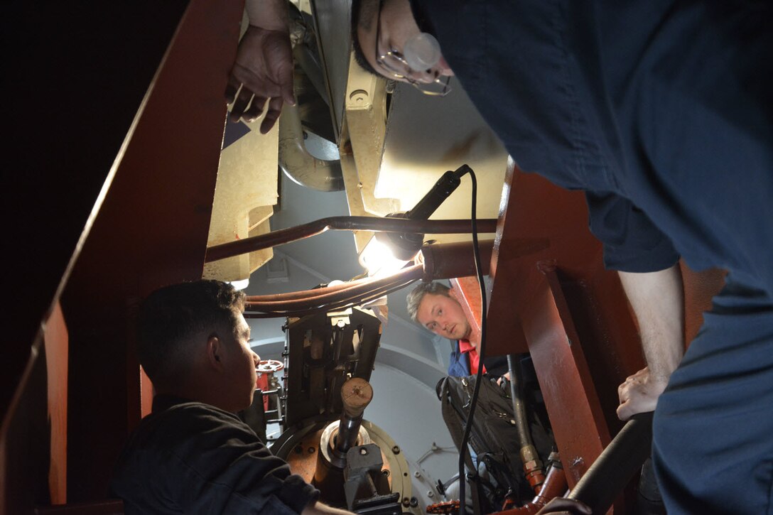 Salors Conduct Emergent Repairs